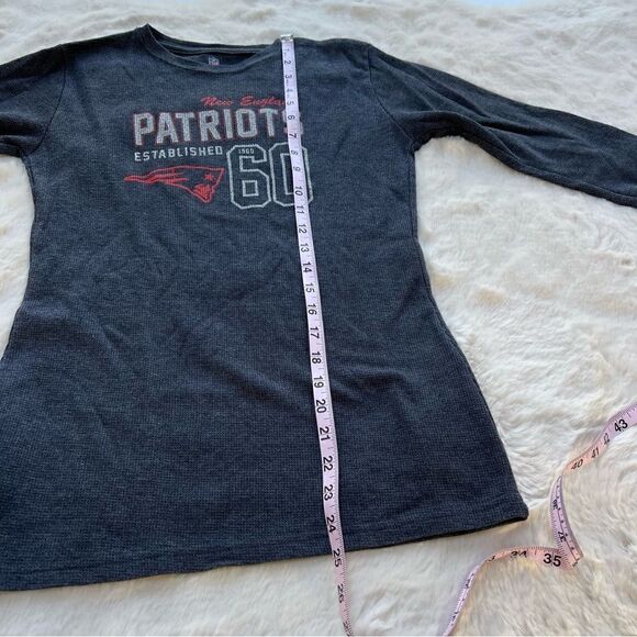 NFL New England Patriots Pro Line Long Sleeve Glitter Logo Tee Women’s M - Picture 10 of 12